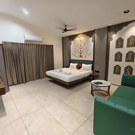 Shree Jalaram Resort Kodāe 외부 사진