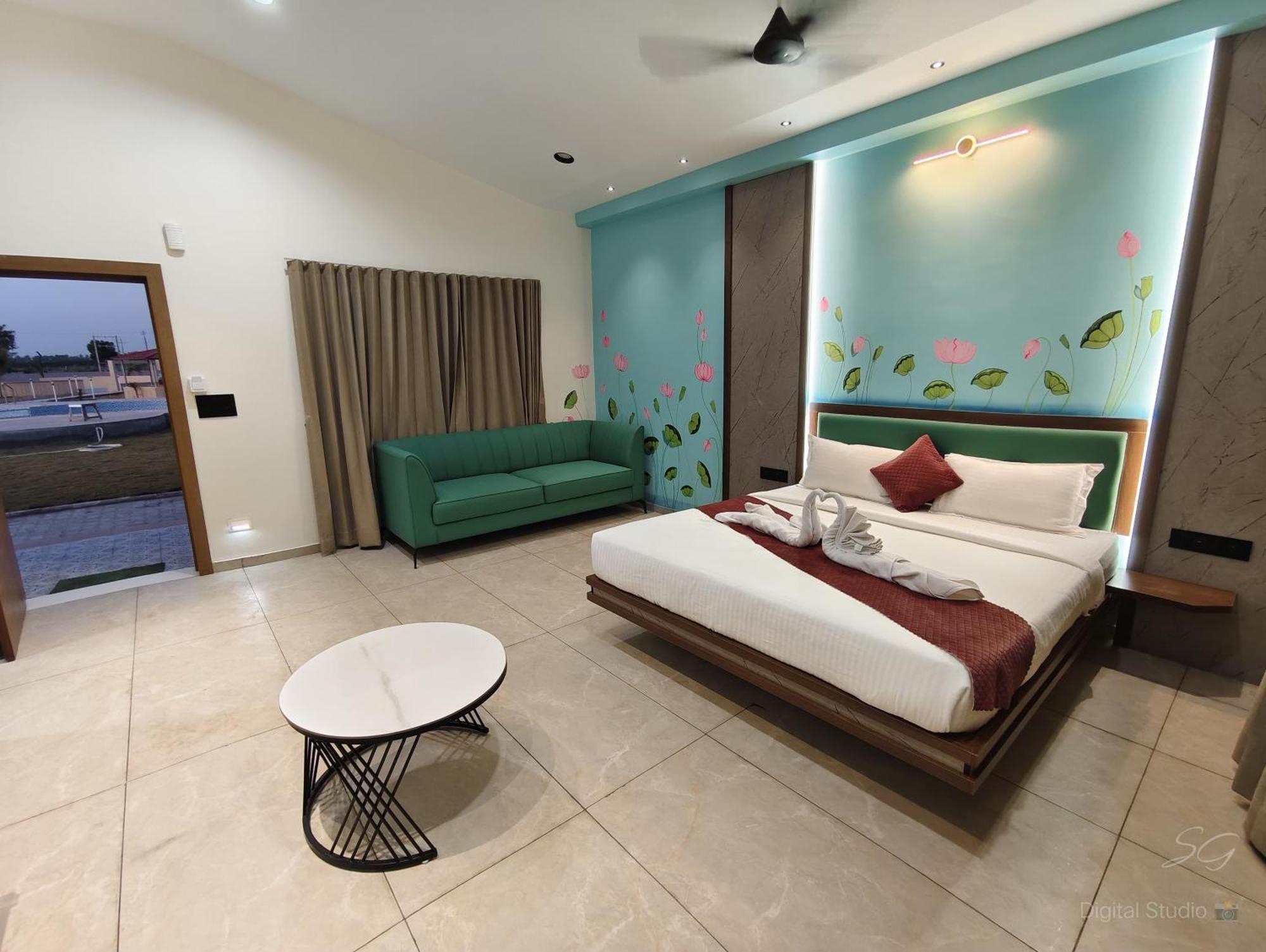 Shree Jalaram Resort Kodāe 외부 사진
